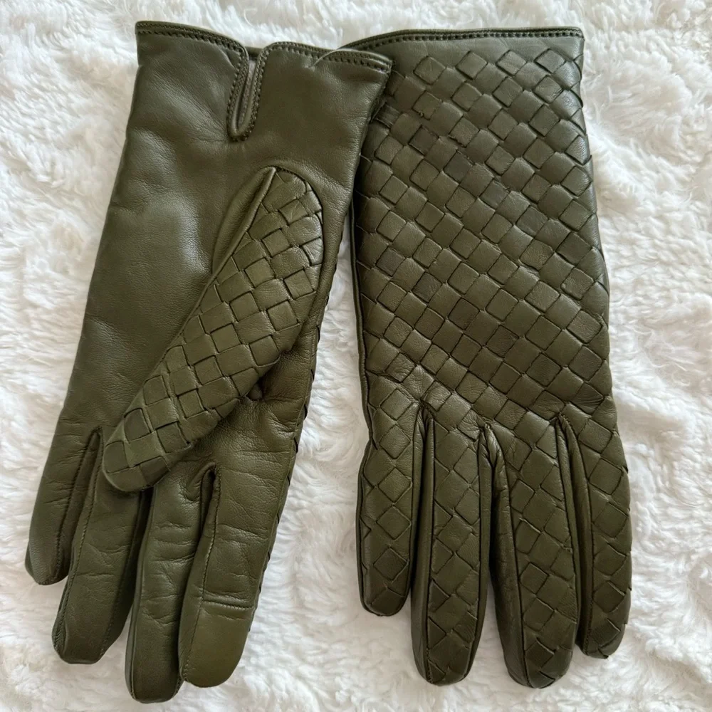 Woven Nappa Leather Cashmere Lining Gloves in Olive  Italy